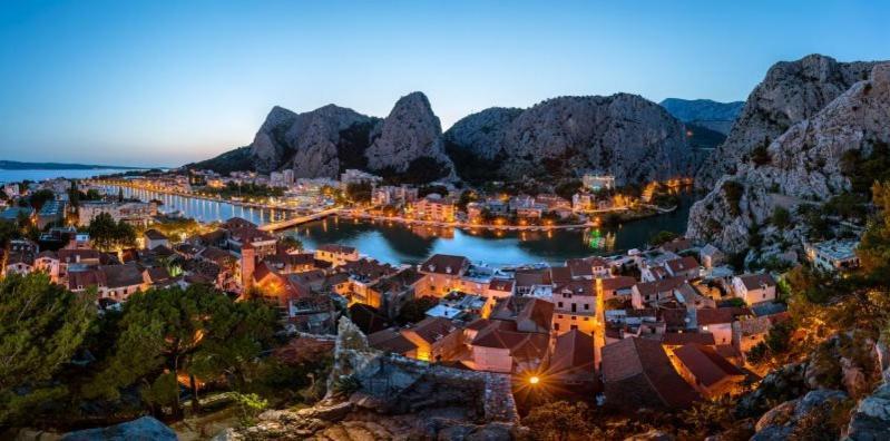 Mini Stone House Villa Omis Exterior photo