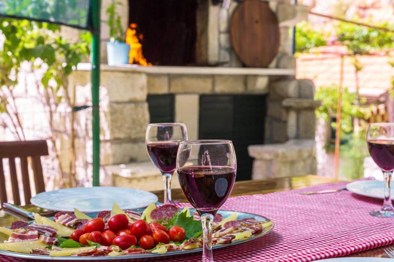 Mini Stone House Villa Omis Exterior photo