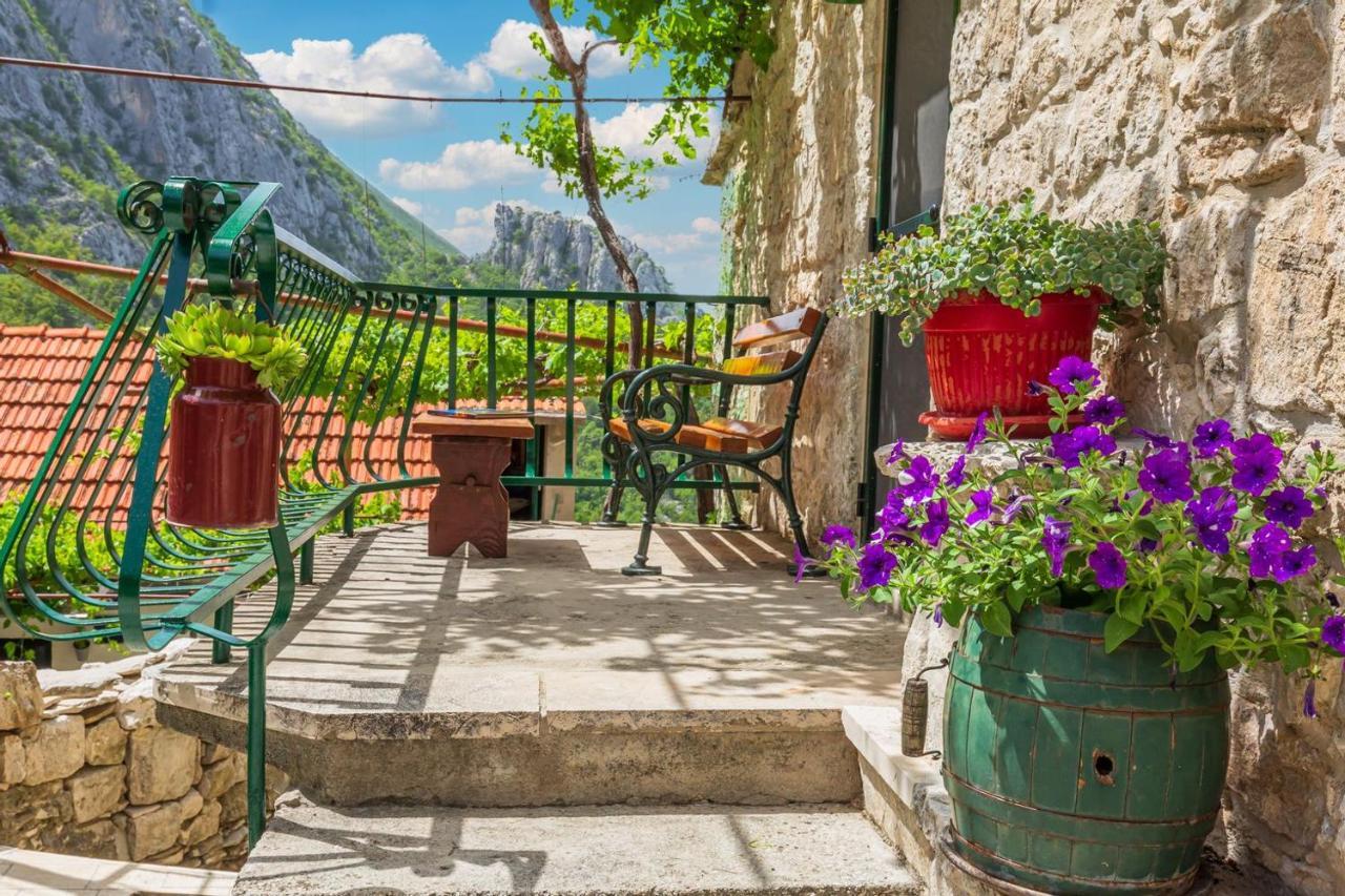 Mini Stone House Villa Omis Exterior photo