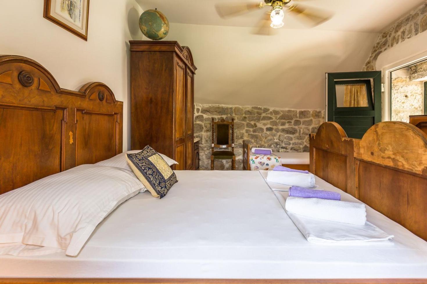 Mini Stone House Villa Omis Exterior photo