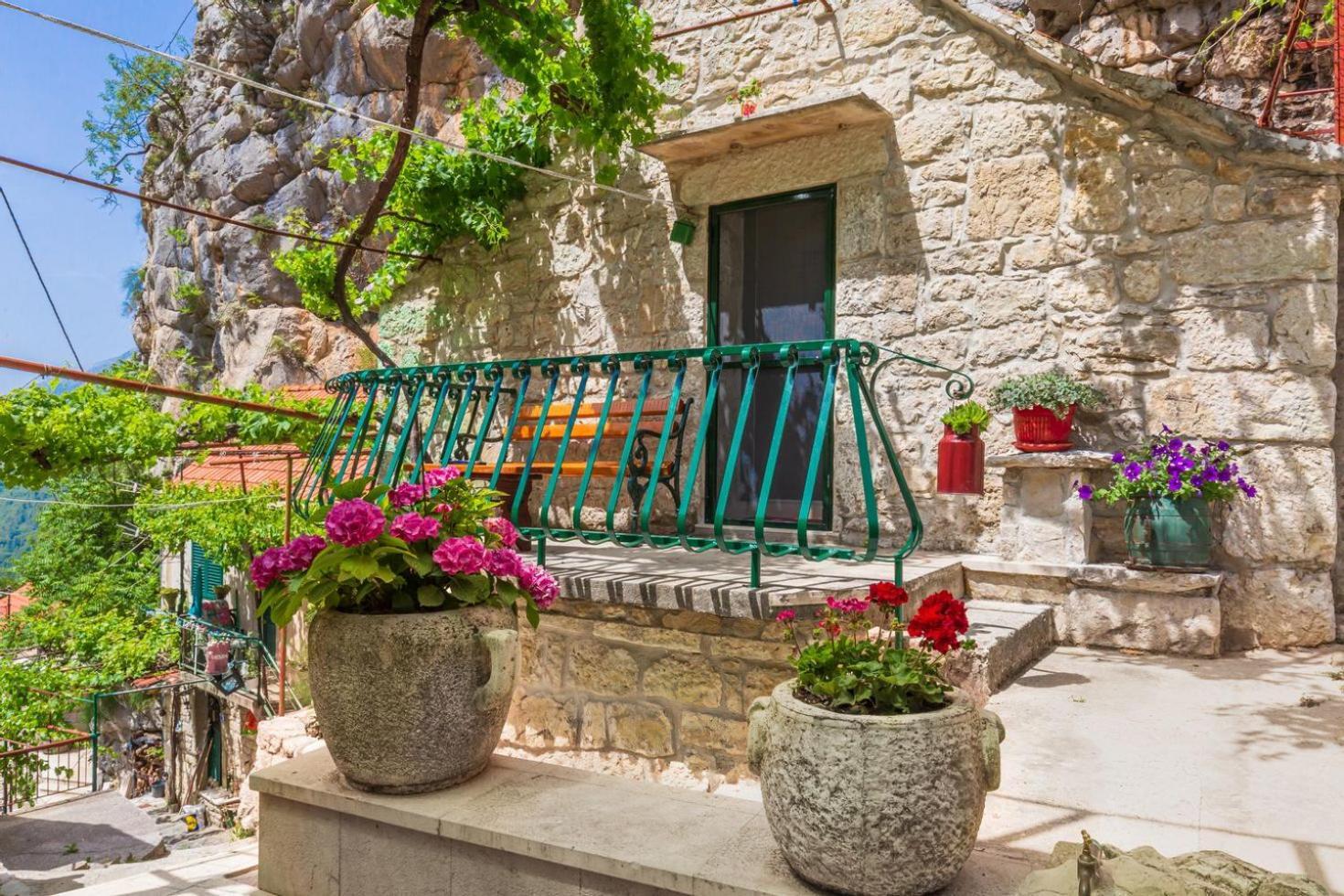Mini Stone House Villa Omis Exterior photo
